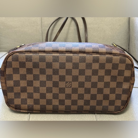 Authentic Louis Vuitton Neverfull Damier MM - Picture 2 of 16